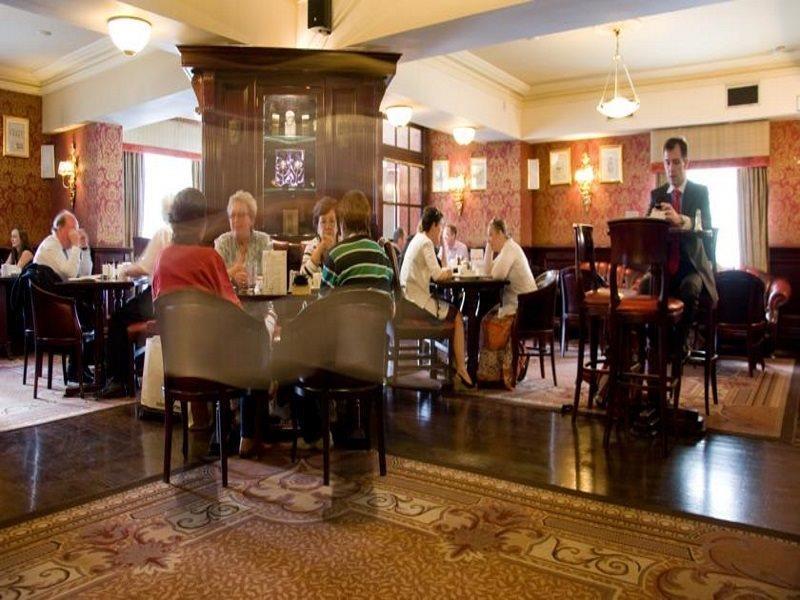 Buswells Hotel Дублин Экстерьер фото